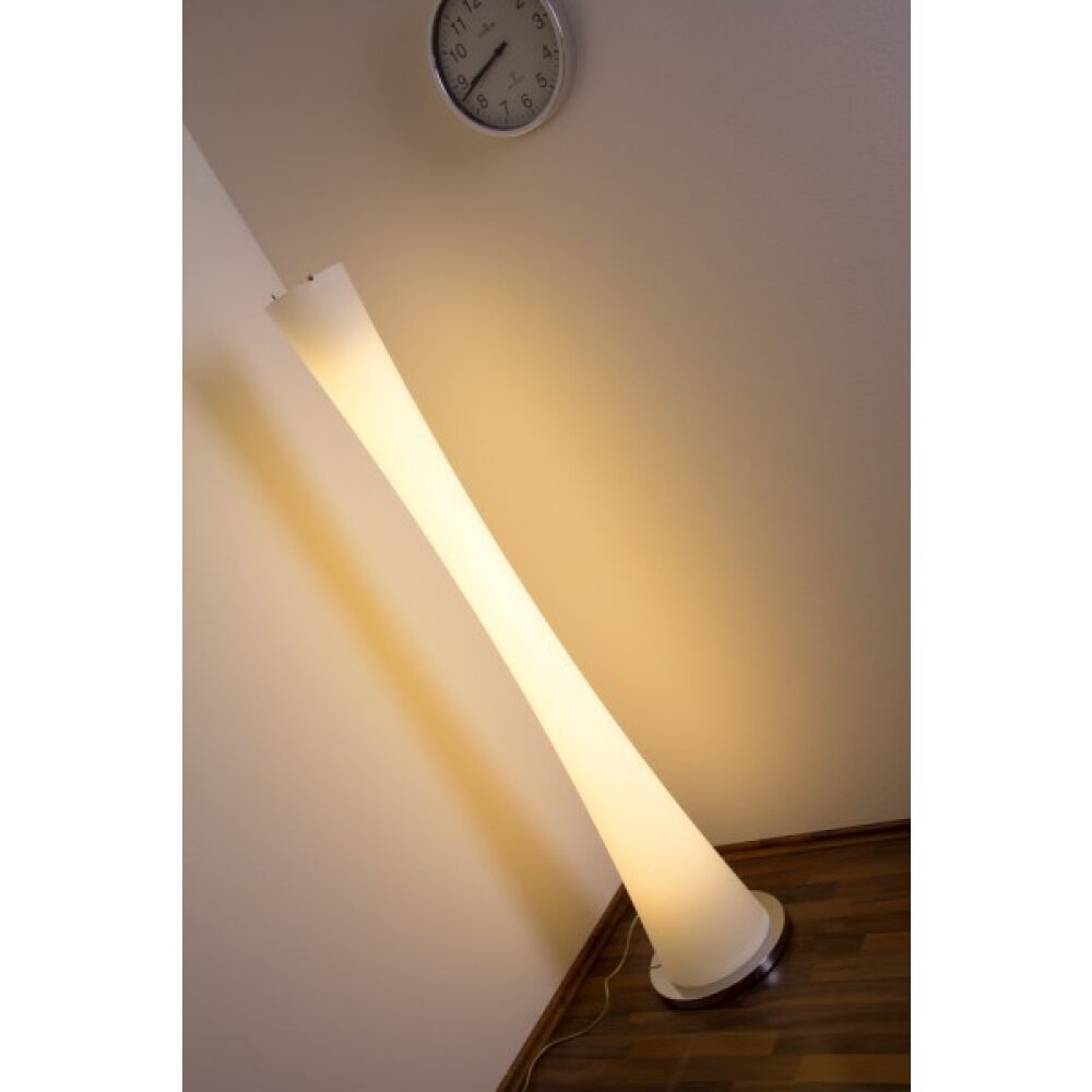 Piantana moderna Selene illuminazione CLESSIDRA 2749 T5 NEON